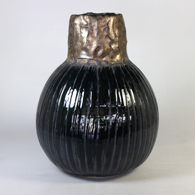 Medium Vase