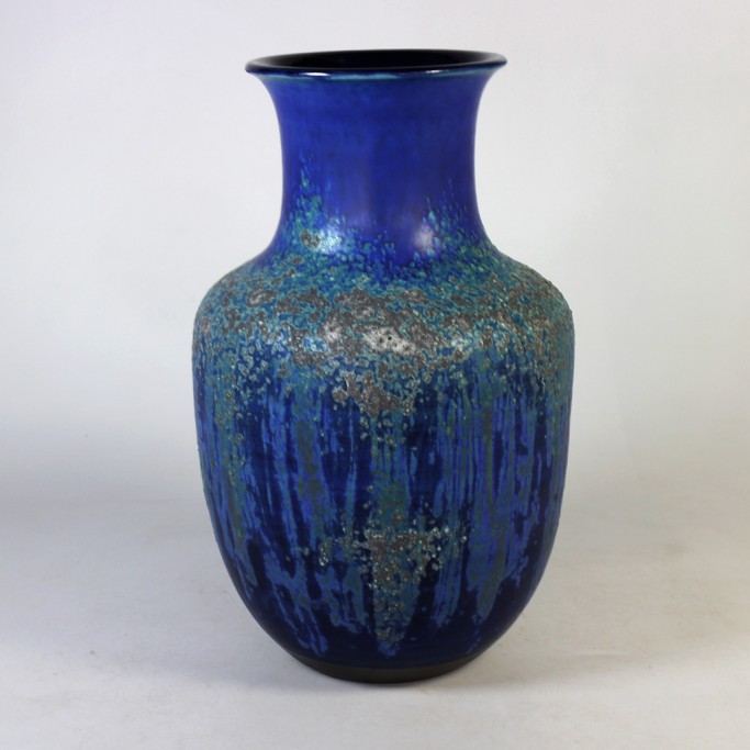 Medium Vase