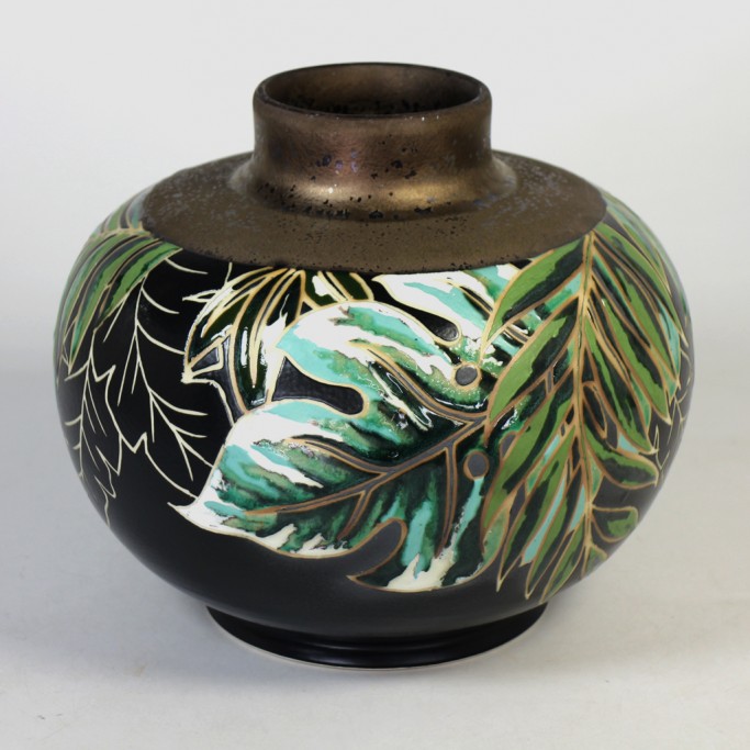 Medium Vase