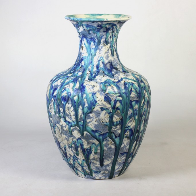 Medium Vase