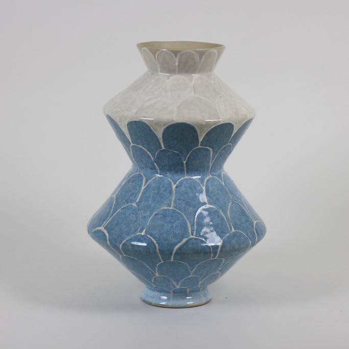 Medium Vases