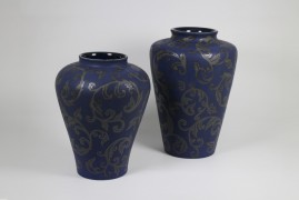 Medium Vases