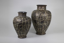 Medium Vases